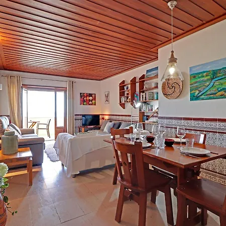 Beachview 2 By Homing Apartment *