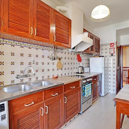 Beachview 2 By Homing *